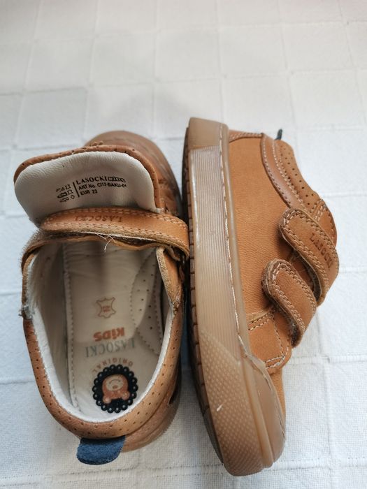 Încălțăminte 22, 23