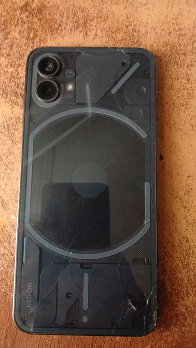 Срочно продам телефон Nothing Phone 1