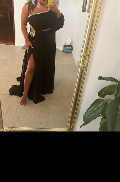 Rochie eleganta cu eticheta
