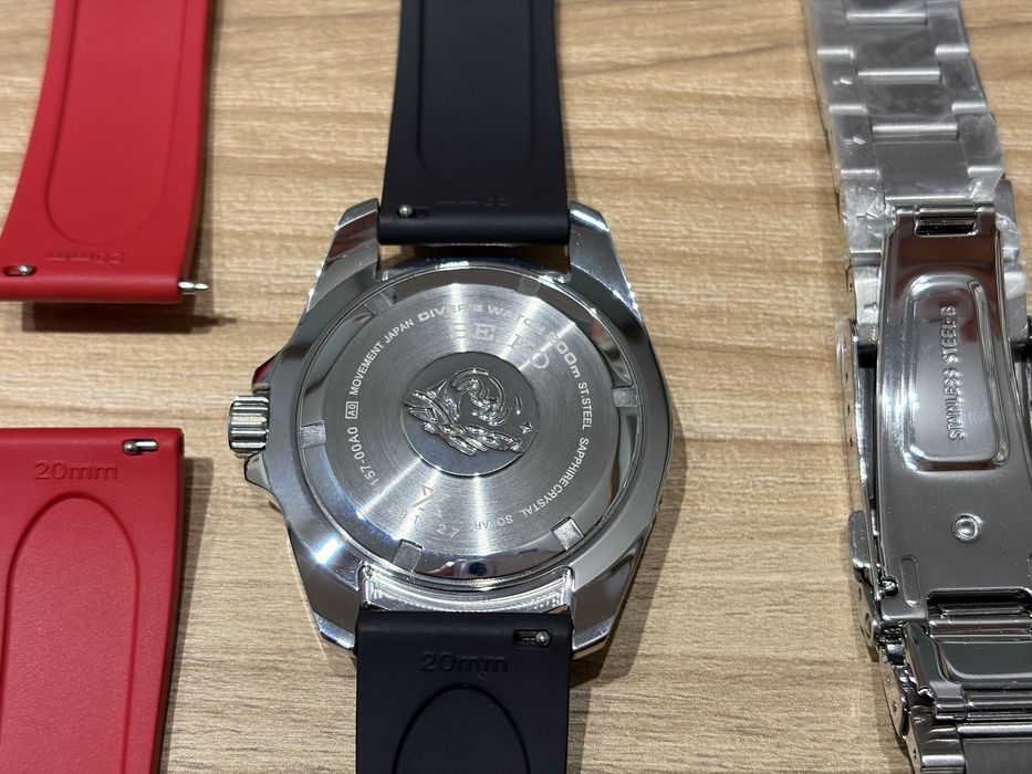 Seiko SNE597P1 Diver 200 m