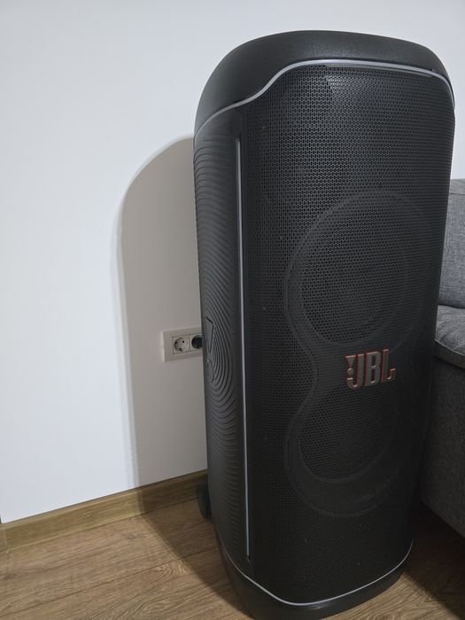 Jbl party box ultimate noua in garantie