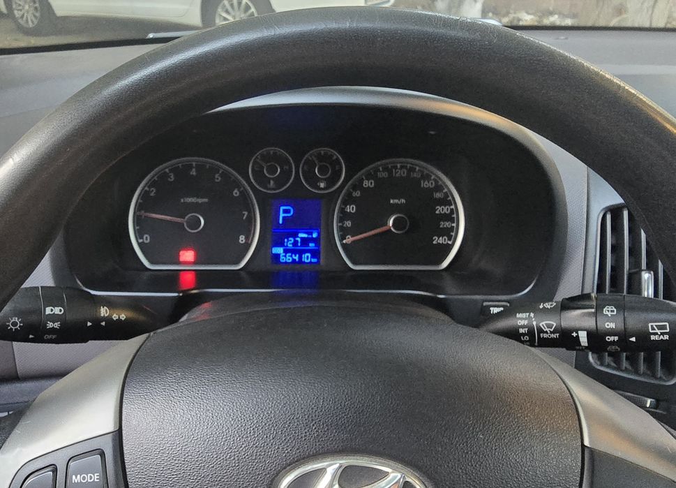 Продам Hyundai i30, 2009 год, 1.6 AT