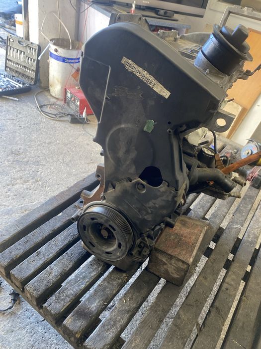 Двигател ауди с3 audi s3 apy отличен