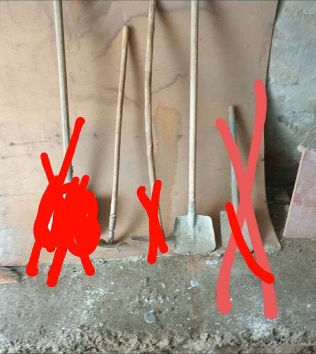 Срочно продам лопаты