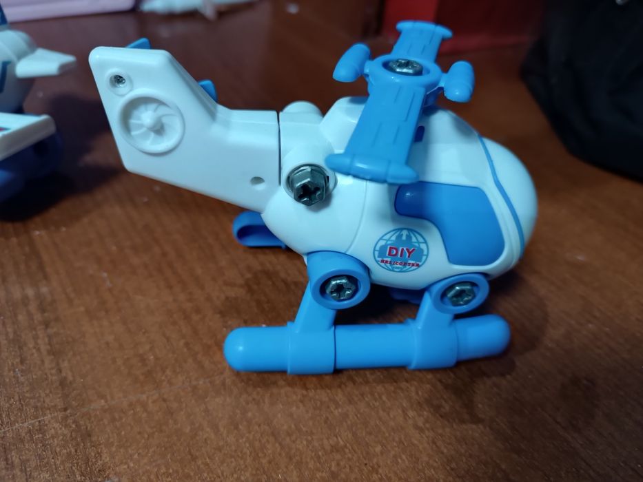 Машинки в новом состоянии