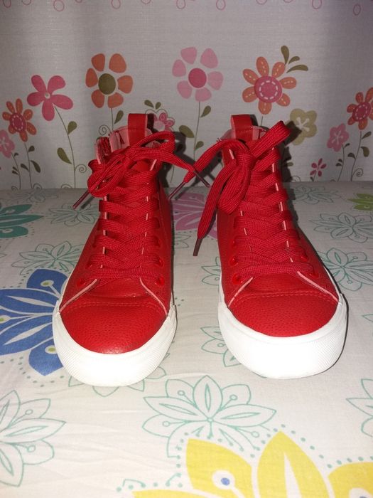 Кеды кожанные 25 000