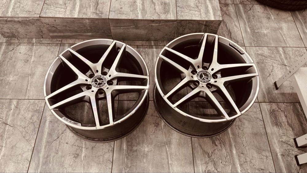 Продам диски оригинал R19 W222