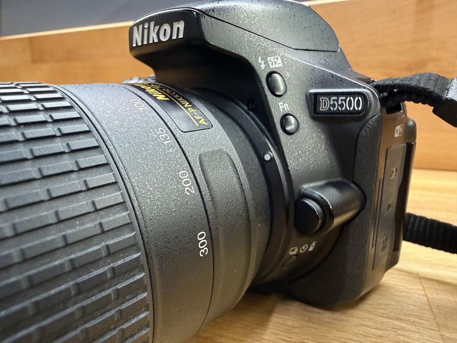 Nikon D5500 DSLR фотоапарат