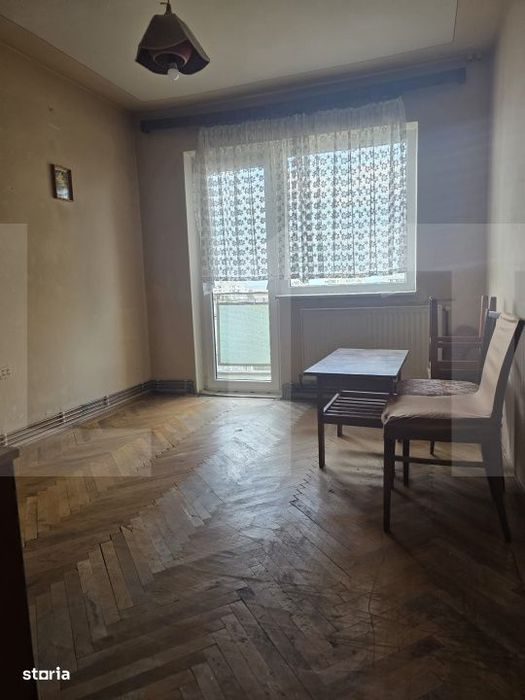 Apartament 3 camere, decomandate, 71 mp, zona Simeria