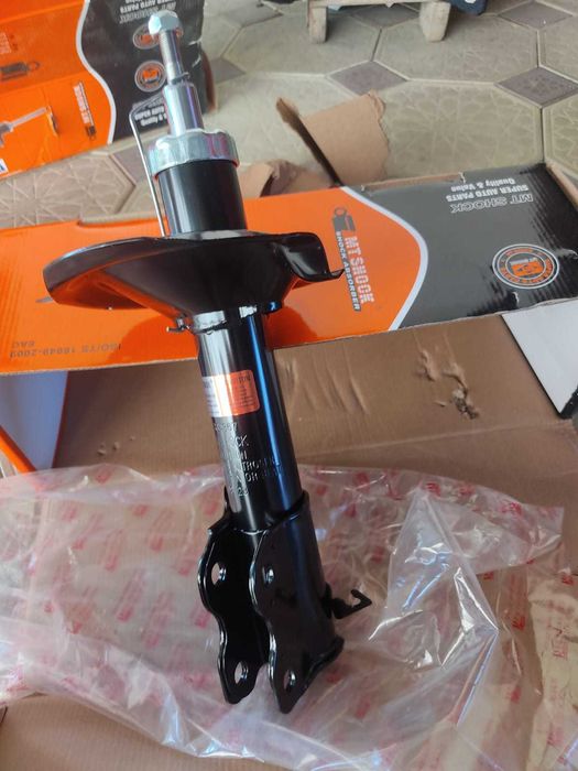 амортизатор Ниссан максима а 33 перед одна штука