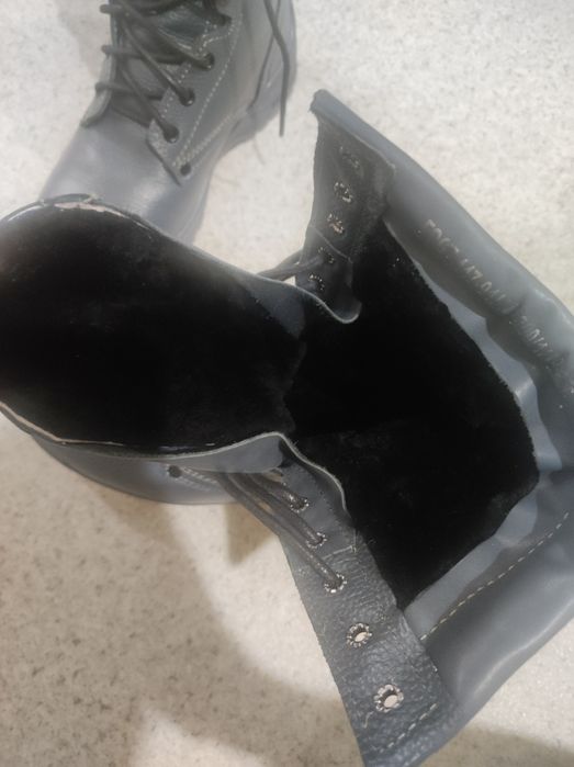 Продам зимние берцы