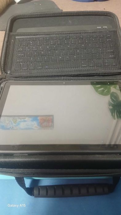 Таблет за деца с кейсове