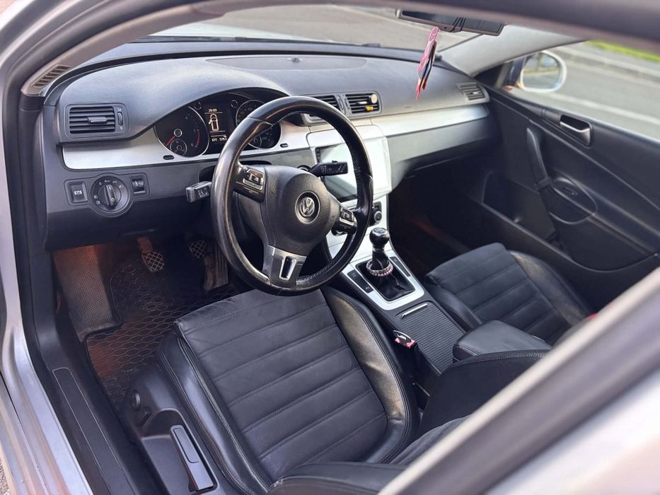 Volkswagen b6 2010
