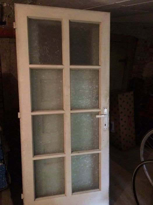 vand usi lemn clasic