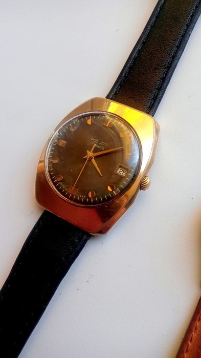 Продам механические наручные часы производства СССР