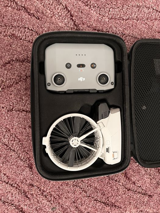 Продам дрон dji flip
