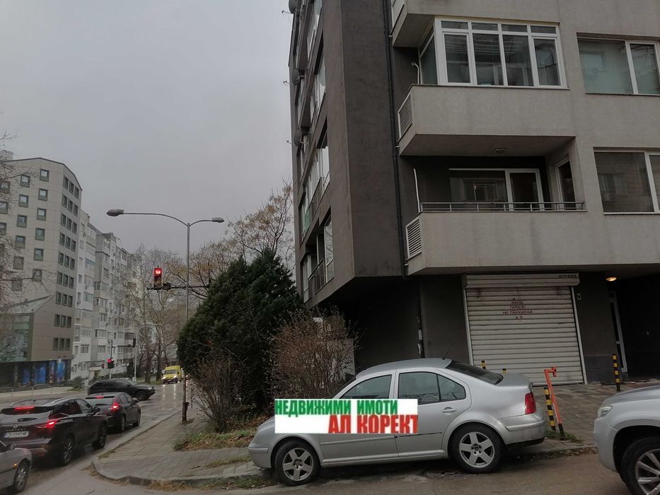 Дава се под наем Гараж / Паркомясто в Варна, Нептун - 16 кв.м за 26000 € - Снимка #1