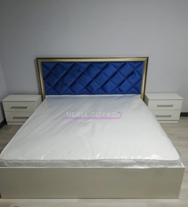 Спальный гарнитур «Бонетти»