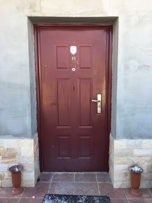 Ремонт на входни  метални блиндирани и интерйорни врати