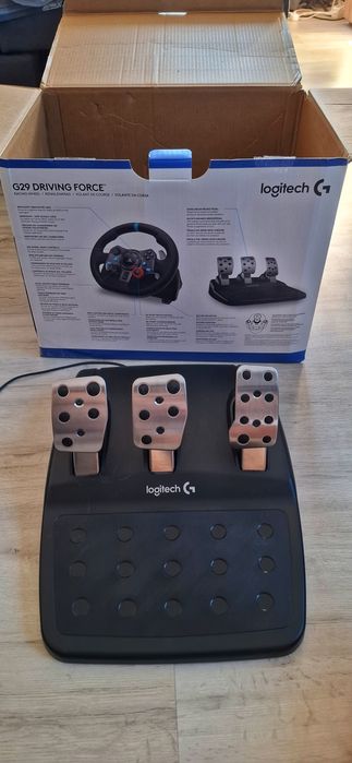Volan Logitech G29 + pedale ca noi în cutie