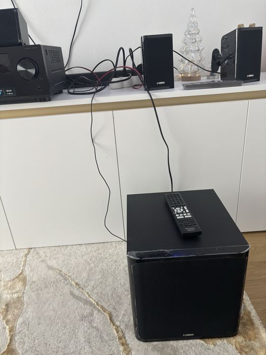 Receiver Pioneer si Home cinema Yamaha