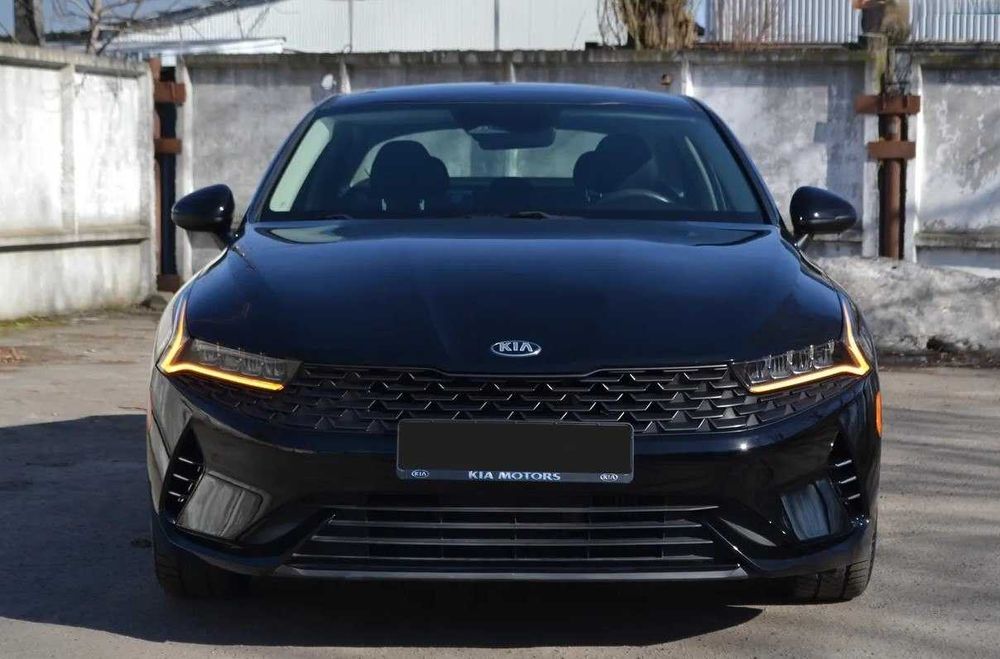 Kia K5 2021 года