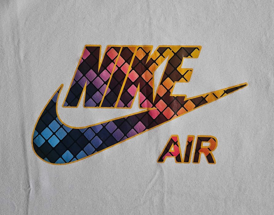 Дамска тениска с щампа Nike