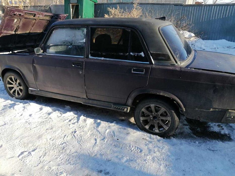 Продам машину ваз 2107