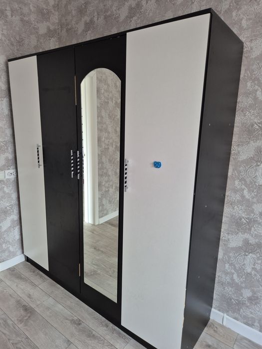 Продам шифонер в хорошем состоянии