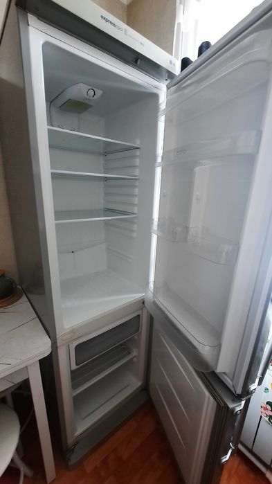 Холодильник  LG бу