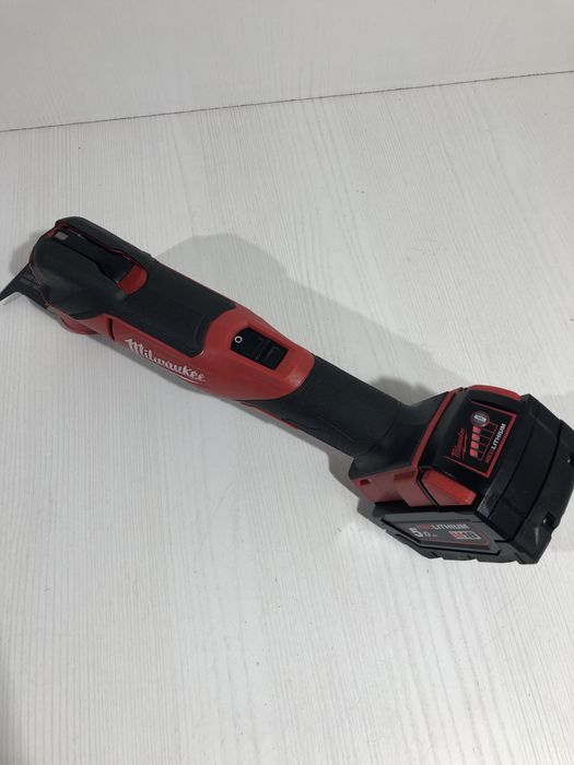 Multifuncțională Milwaukee M18FMT