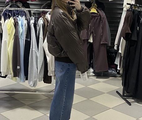 Продам весенюю куртку