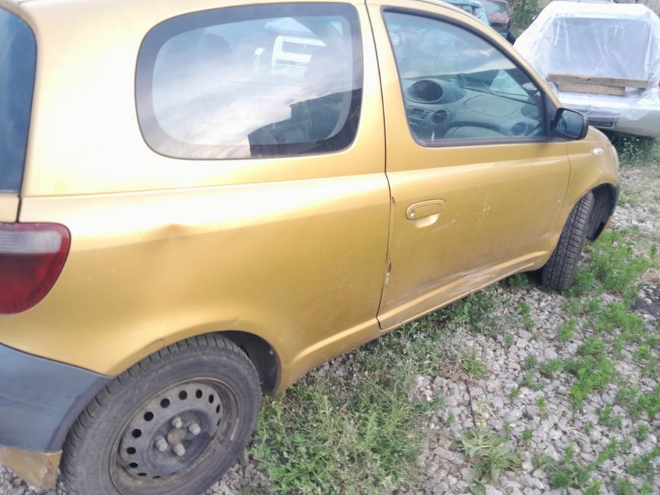 Toyota Yaris / Тойота Ярис 1.0i 68к.с. 2001г. - НА ЧАСТИ!