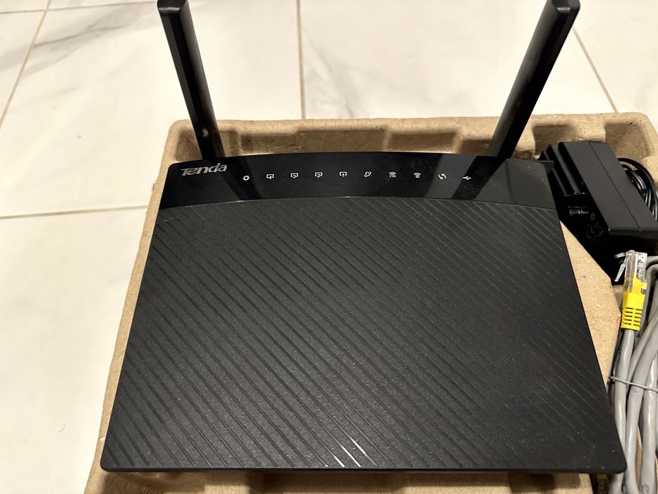 Router Wireless Tenda AC1200