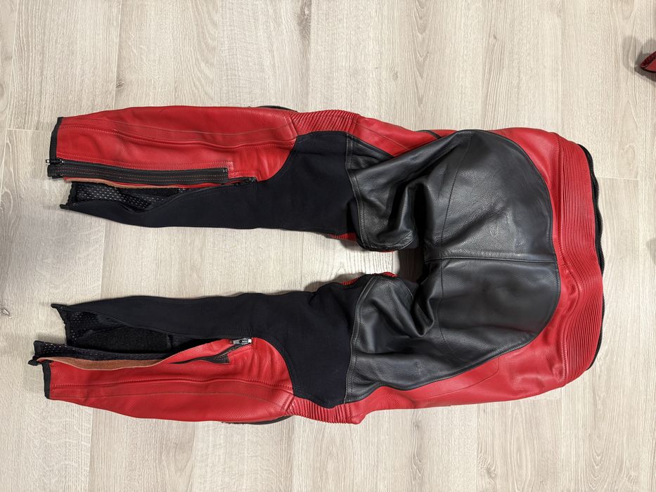 Costum/Combinezon moto piele Dainese