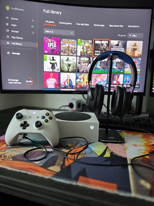 Xbox Series S 512GB + Controller + Razer Kraken X + ASUS ROG Stand + Cutie Originală
