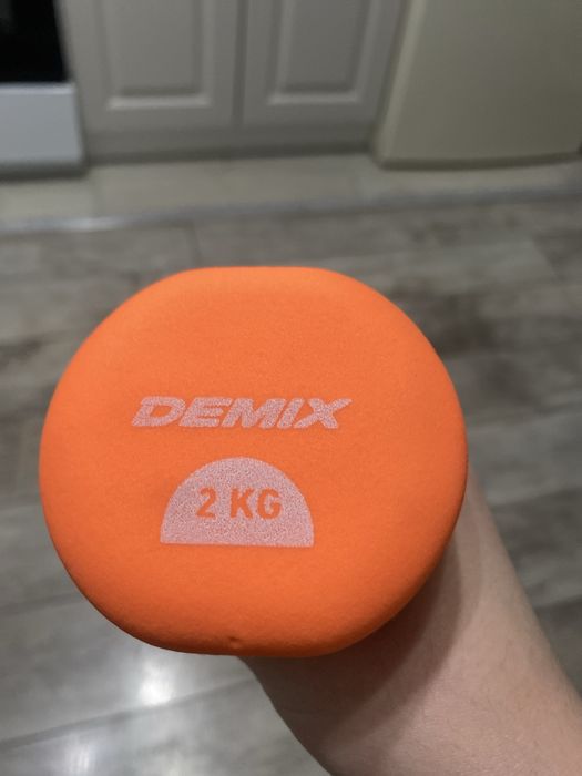 гантеля 2кг 1штука