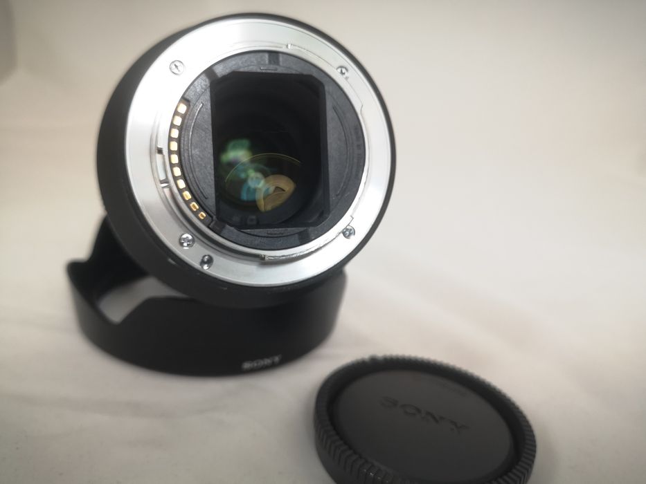 Sony FE 16-35mm f/2.8 GM отлично състояние