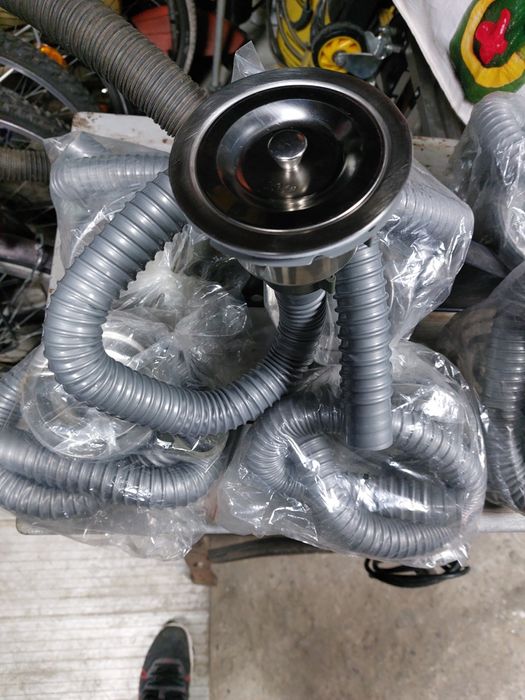 Vând furtuna de scurgere