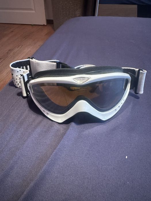 Ретро дамски ски очила Uvex