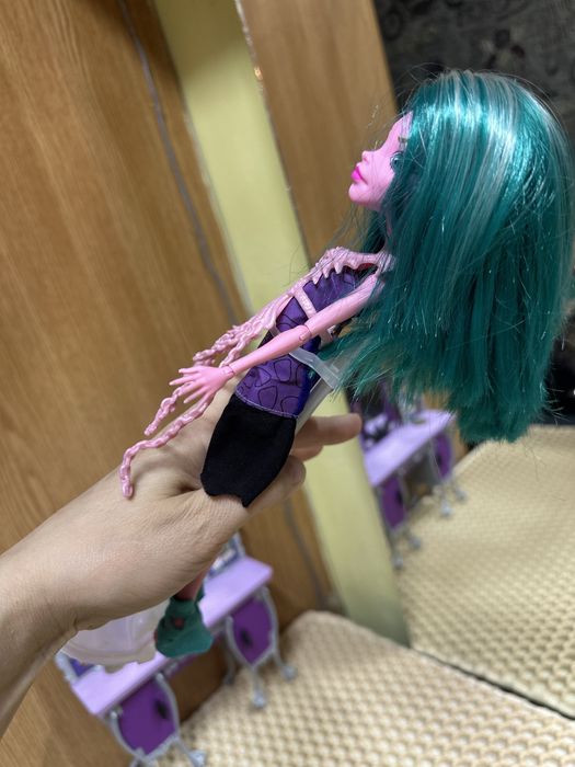 Продам куклу  монстр хай!