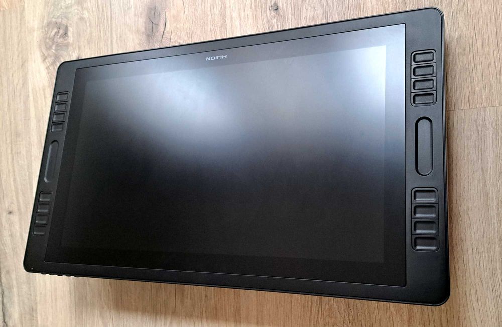 Графичен таблет HUION KAMVAS Pro 20 2019, Pen 8192, 19,5 инча, sRGB