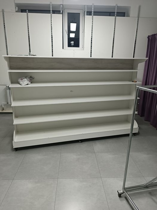Стеллаж для торговли