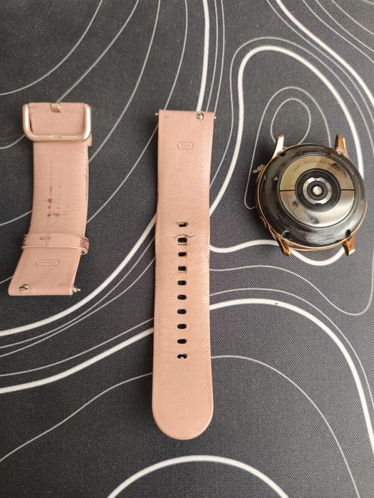 Продам смарт часы galaxy watch 2 active