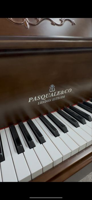 рояль Pasquale i co