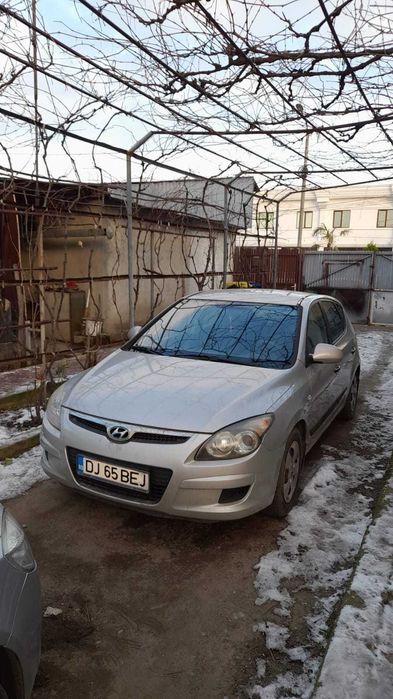 hyundai i30 model 2010 benzina si gpl euro 4
