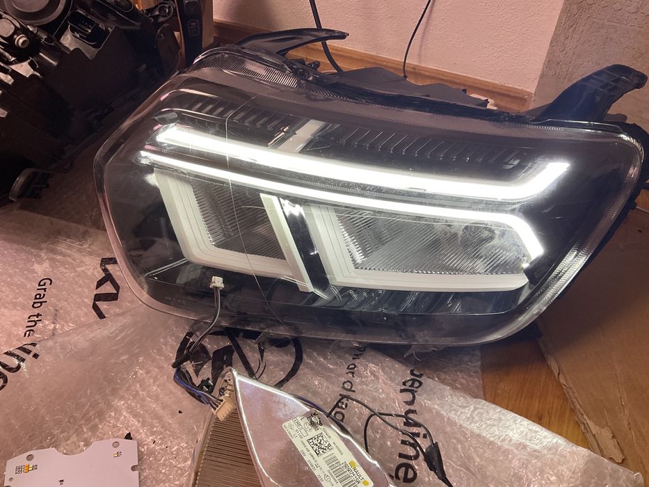 Reparatii faruri led Dacia Logan 3 - Duster Y