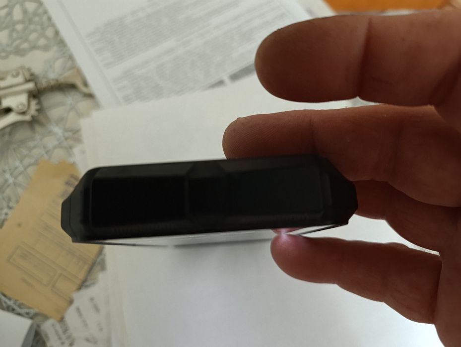 Продам телефон  DODGE V30
