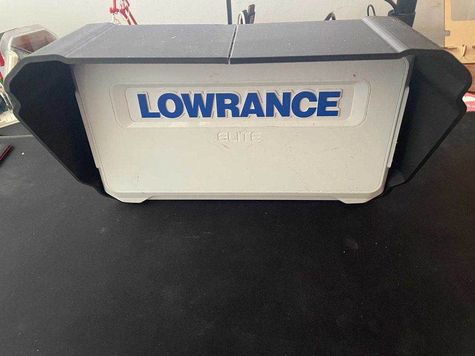 Vizor protectie solara Sonar Lowrance ELITE FS9