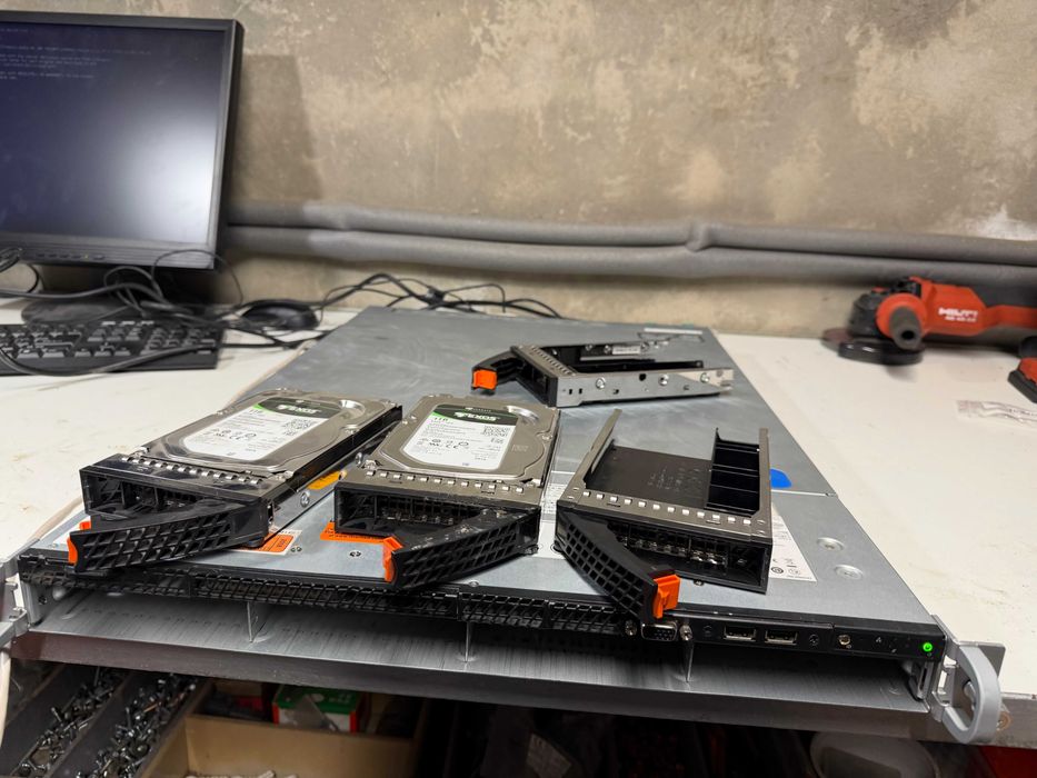 Server 1u short depth Riverbed CXA-03070-B110